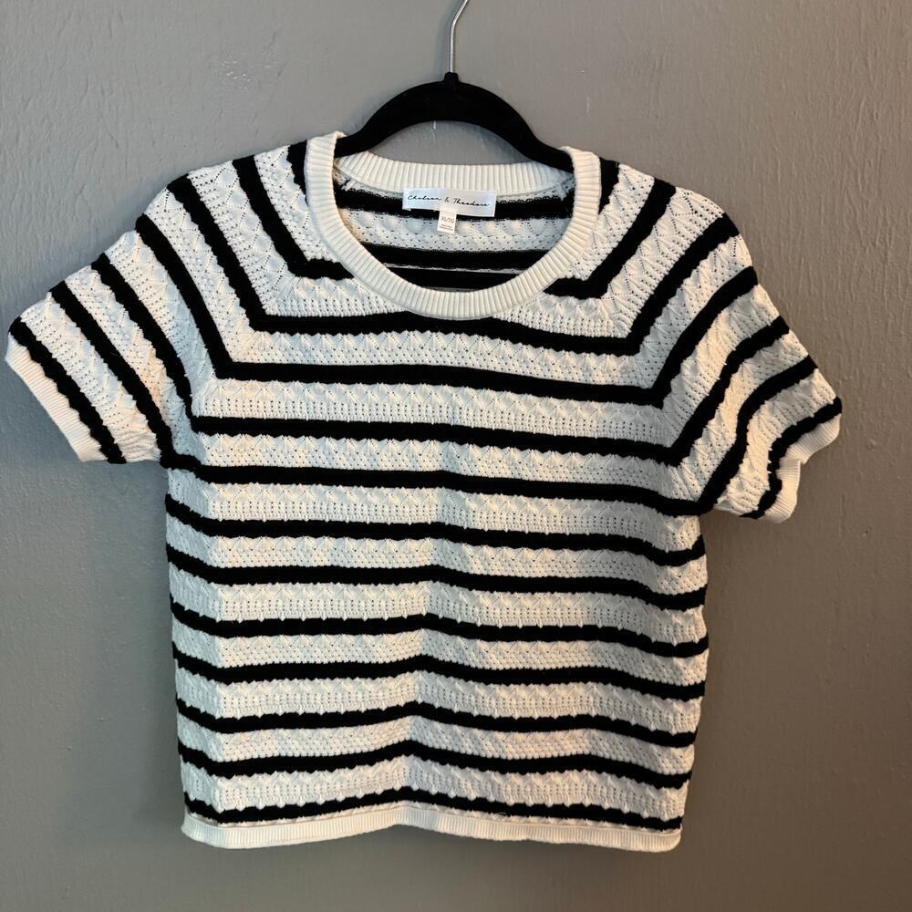 CHELSEA & THEODORE Black and White Stripe Short Sleeve Sweater Size XL